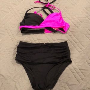 Victoria’s Secret high waisted bikini S/P- 34B